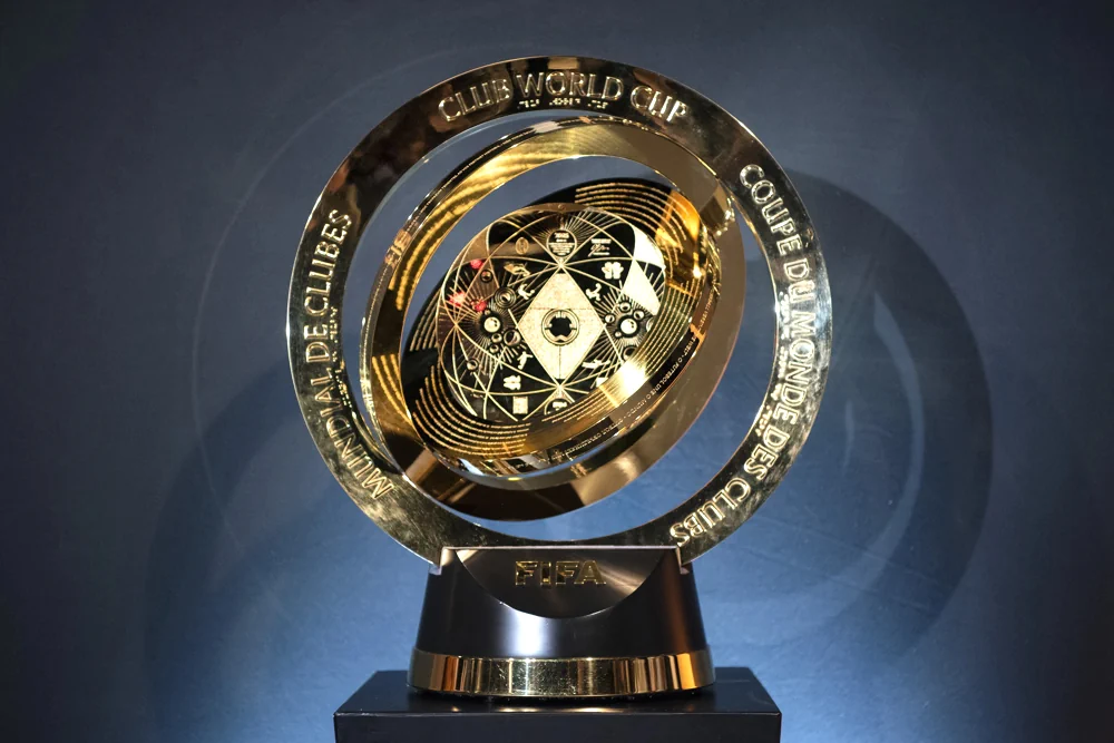FIFA Club World Cup trofén